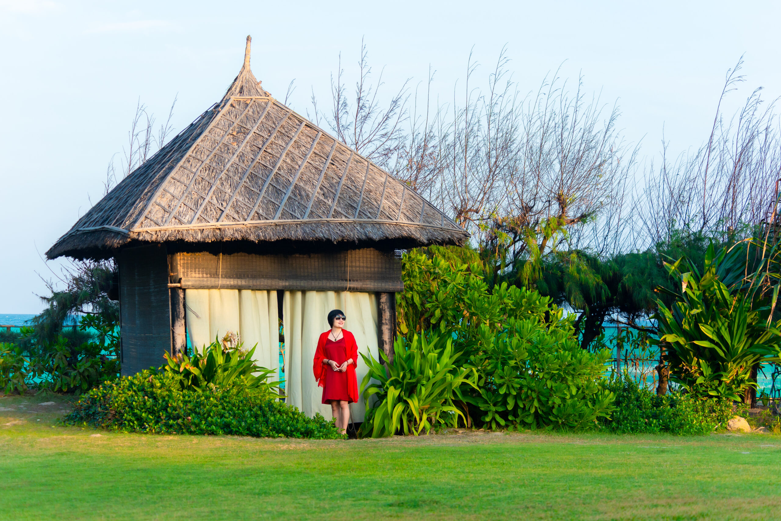 GIỮA NHỮNG BIẾN ĐỘNG CỦA NGÀY ĐẦU XUÂN MỚI - TÔI MONG MÌNH BƯỚC CHẬM VÀ THẬN TRỌNG HƠN.